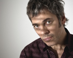 Tras publicar ‘La huesuda’, el músico vuelve a la carretera con la gira ‘Nunca es tarde para el rock & roll’